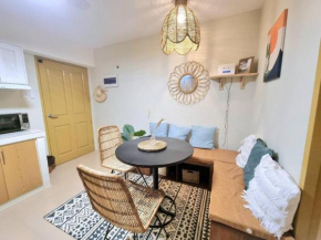 Eisser's Place 2BR Marina Condo